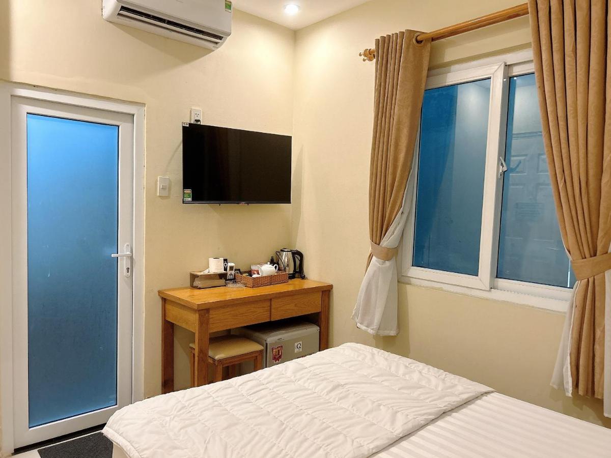 Royal Hotel Ho Chi Minh City Exterior photo
