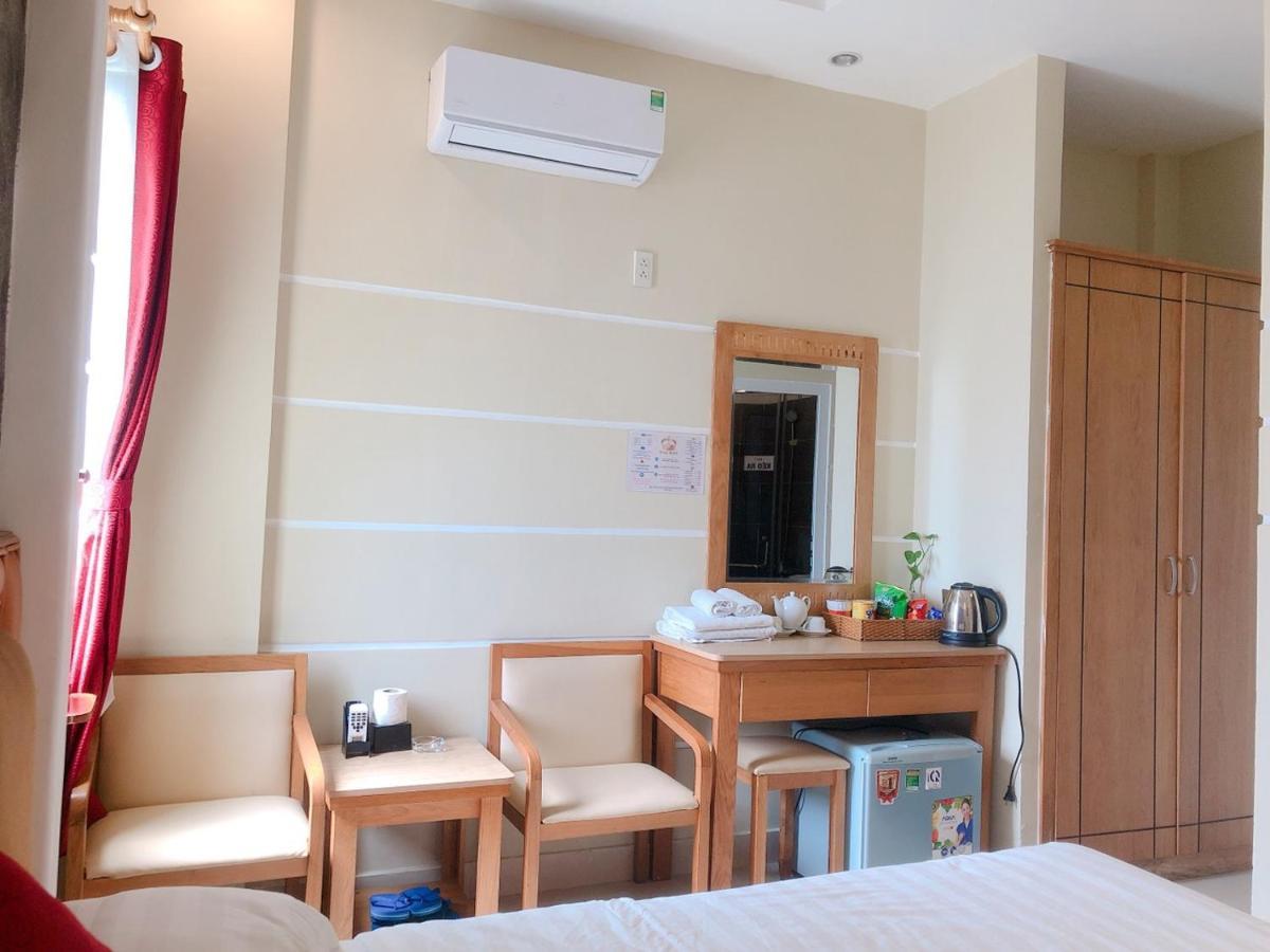 Royal Hotel Ho Chi Minh City Exterior photo